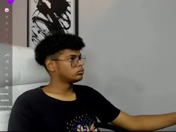 Offline boylittle19cm on Chaturbate