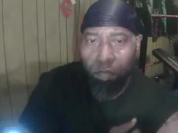 bussitdown_313 from Chaturbate