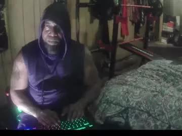 bussitdown_313 from Chaturbate
