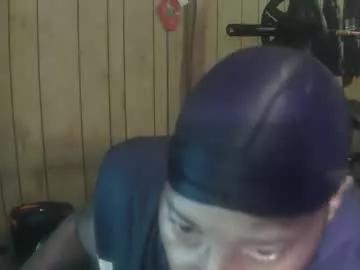 bussitdown_313 from Chaturbate