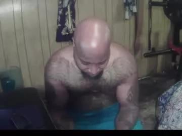 bussitdown_313 from Chaturbate
