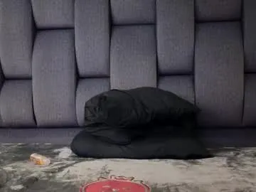 Freechat calipso_parisi on Chaturbate