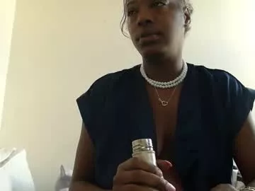 Offline carliecreams on Chaturbate