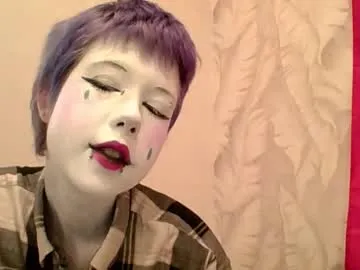 Offline carolinerichter on Chaturbate