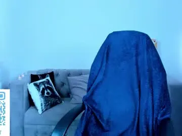 Offline carolinerichter on Chaturbate