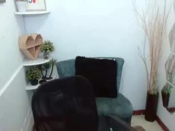 cassie_andrews from Chaturbate
