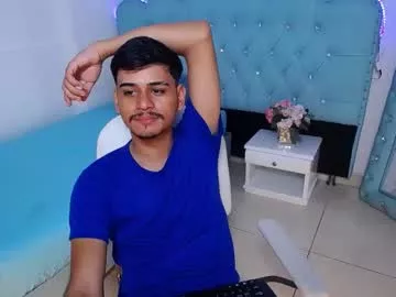 Offline charlie_cock_ on Chaturbate