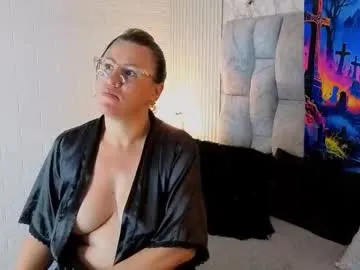 Offline charlotte__g on Chaturbate