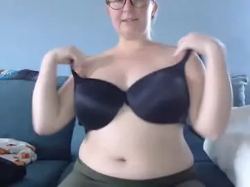 chelseasentra1 on Chaturbate