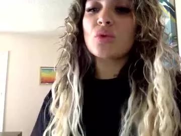 chicagobabe312 on Chaturbate