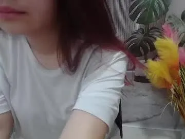 Freechat chillylove on Chaturbate