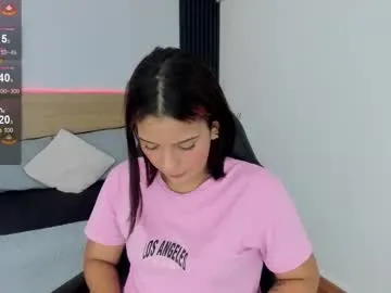 Offline chiqui_milk1 on Chaturbate