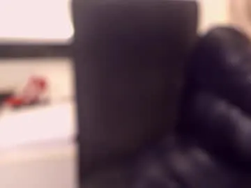 Offline chloe_van_der_lust on Chaturbate