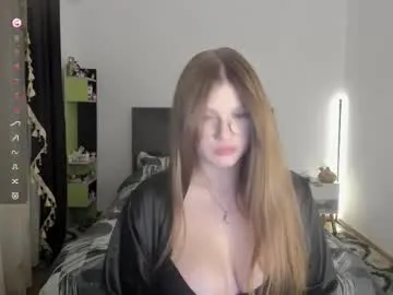 chloecrush on Chaturbate