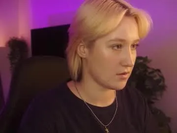 Offline cinbellamy on Chaturbate