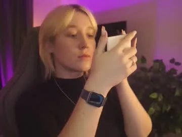 Offline cinbellamy on Chaturbate