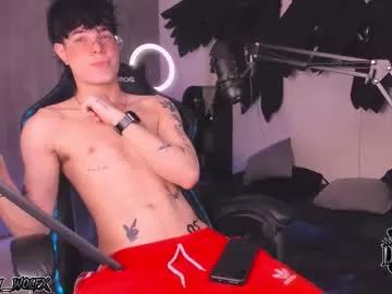 cinnamon_boyxxx from Chaturbate
