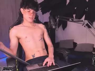 cinnamon_boyxxx from Chaturbate