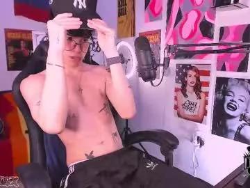 cinnamon_boyxxx from Chaturbate
