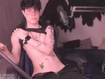 cinnamon_boyxxx from Chaturbate