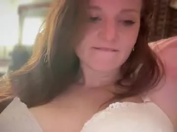 Freechat cinnamonache on Chaturbate