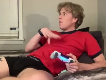 Offline clydeaustin on Chaturbate