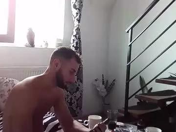 collegegymbro from Chaturbate