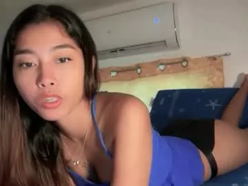 Offline creamy_sexy on Chaturbate