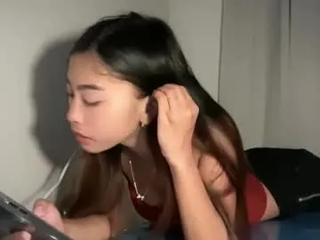 Offline creamy_sexy on Chaturbate