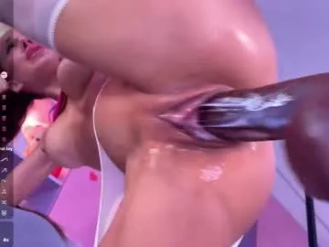 Offline crystallana on Chaturbate