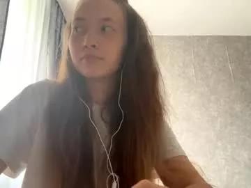 cuddly_star from Chaturbate