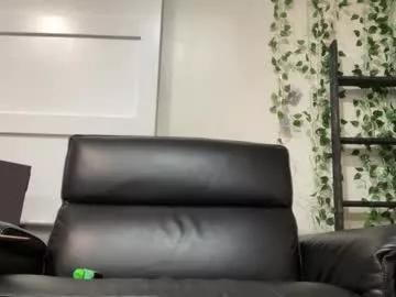 daddyhorsecock99 from Chaturbate