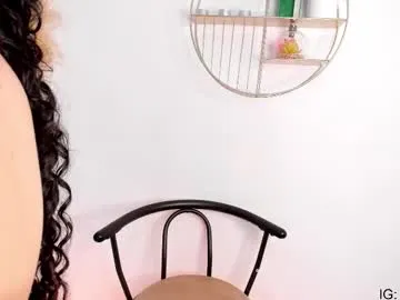 Offline dalylarose on Chaturbate