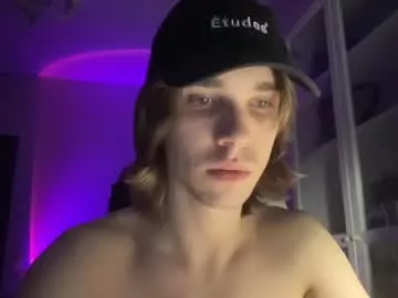 Offline damondurden on Chaturbate