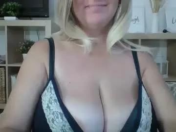 danahotmilf from Chaturbate