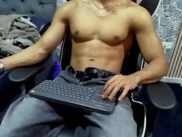 daniel_leconte — #muscle #latino #findom #cum #bigcock [2500 tokens remaining]