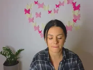 darkmichelle — Darkmichelle's room #new #nonude #blueeyes #bigass #naturalboobs