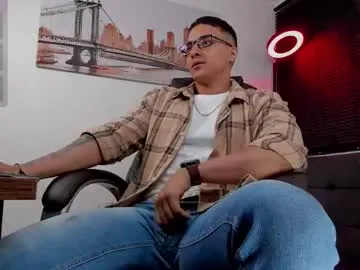 Offline dash_bukoski on Chaturbate