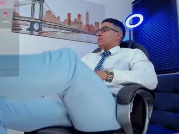 Offline dash_bukoski on Chaturbate