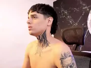 Offline declan_fox on Chaturbate