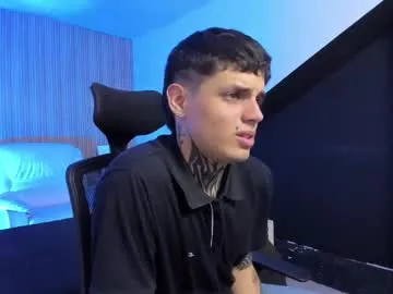 Offline declan_fox on Chaturbate