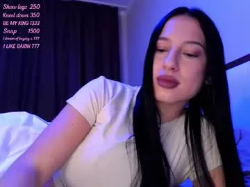 Offline delly_love on Chaturbate