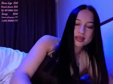 Offline delly_love on Chaturbate