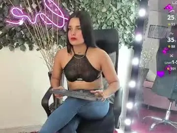 destinyhills_ on Chaturbate