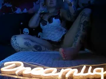 Offline dreamlight69 on Chaturbate