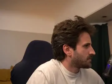 Offline dukethedude on Chaturbate