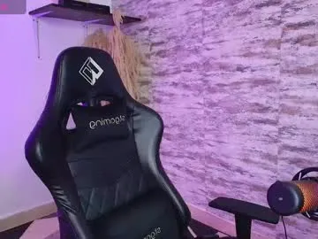 Offline edward__clarck on Chaturbate