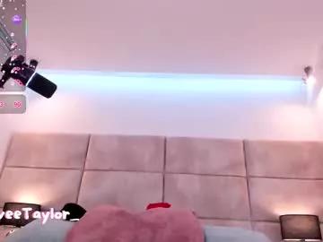 eevee_taylor from Chaturbate