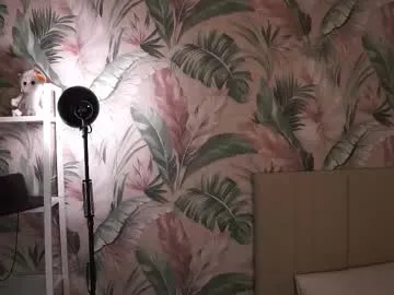 elizabethennals on Chaturbate