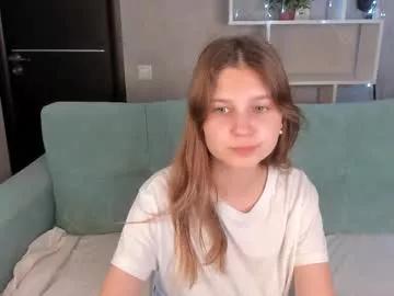 elle_ellise from Chaturbate